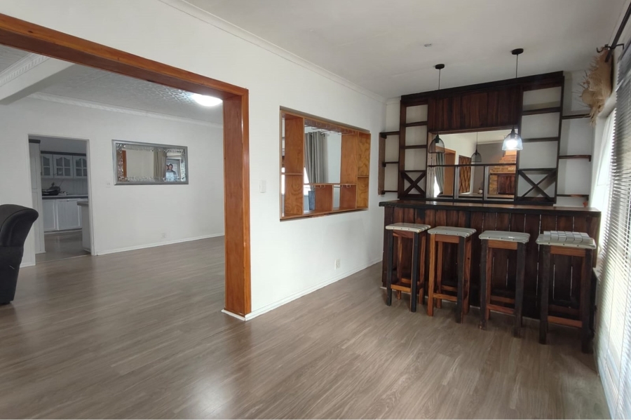3 Bedroom Property for Sale in Koringberg Western Cape
